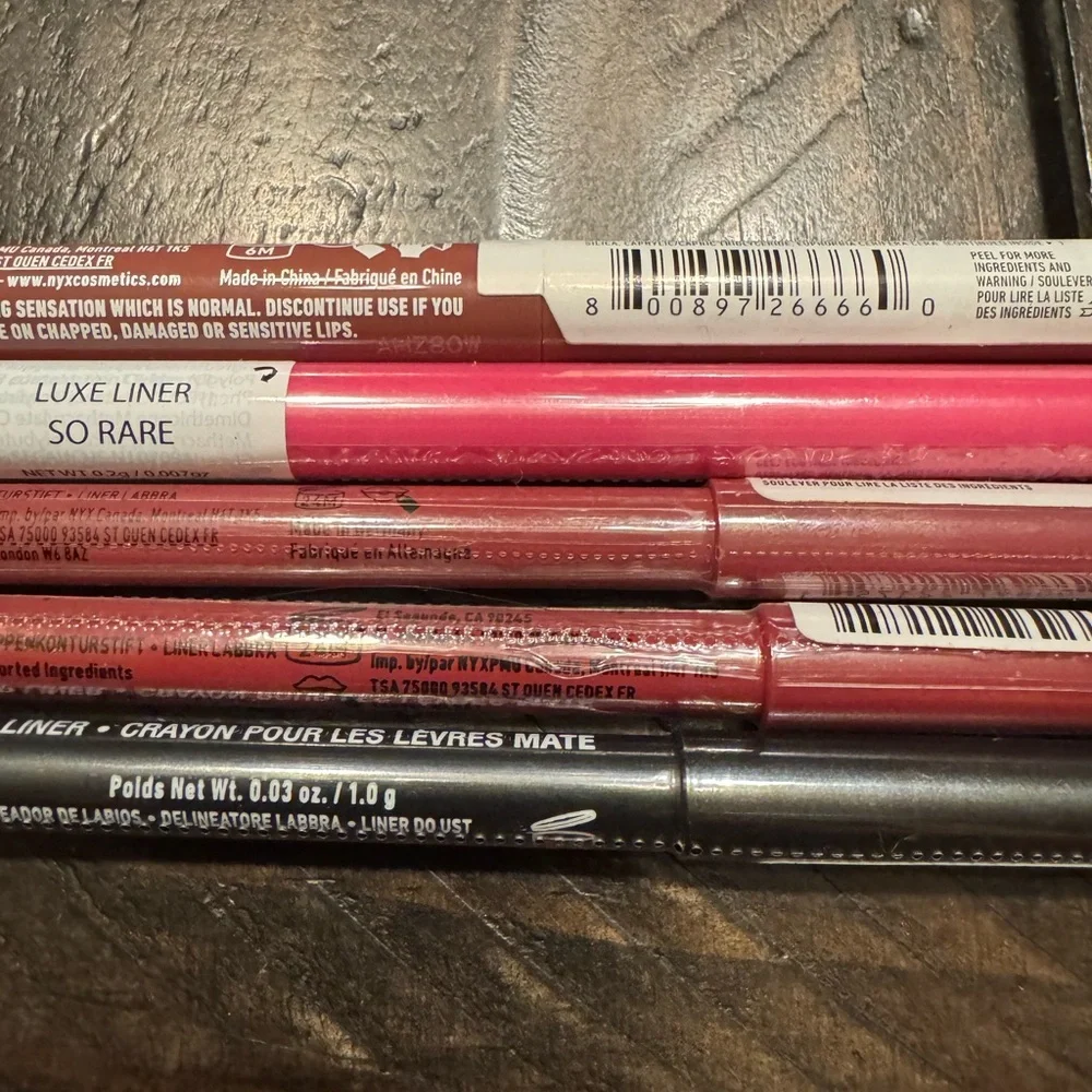 Assorted Lip Liner Set